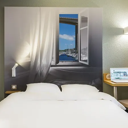 Hotel Saint-brieuc 2*